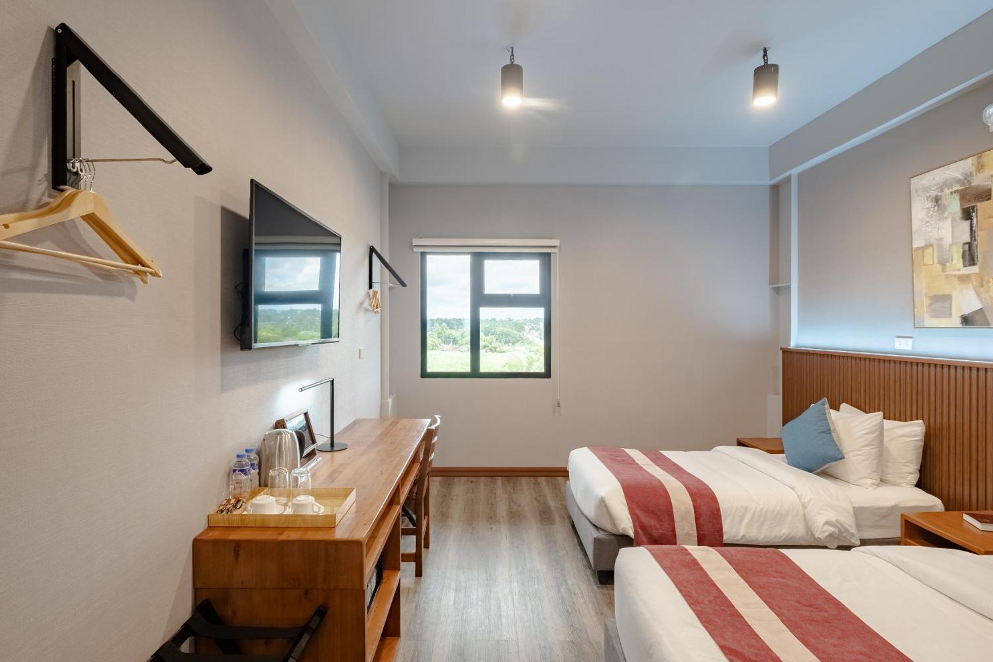 Kekehyu Business Hotel Valencia  Екстериор снимка