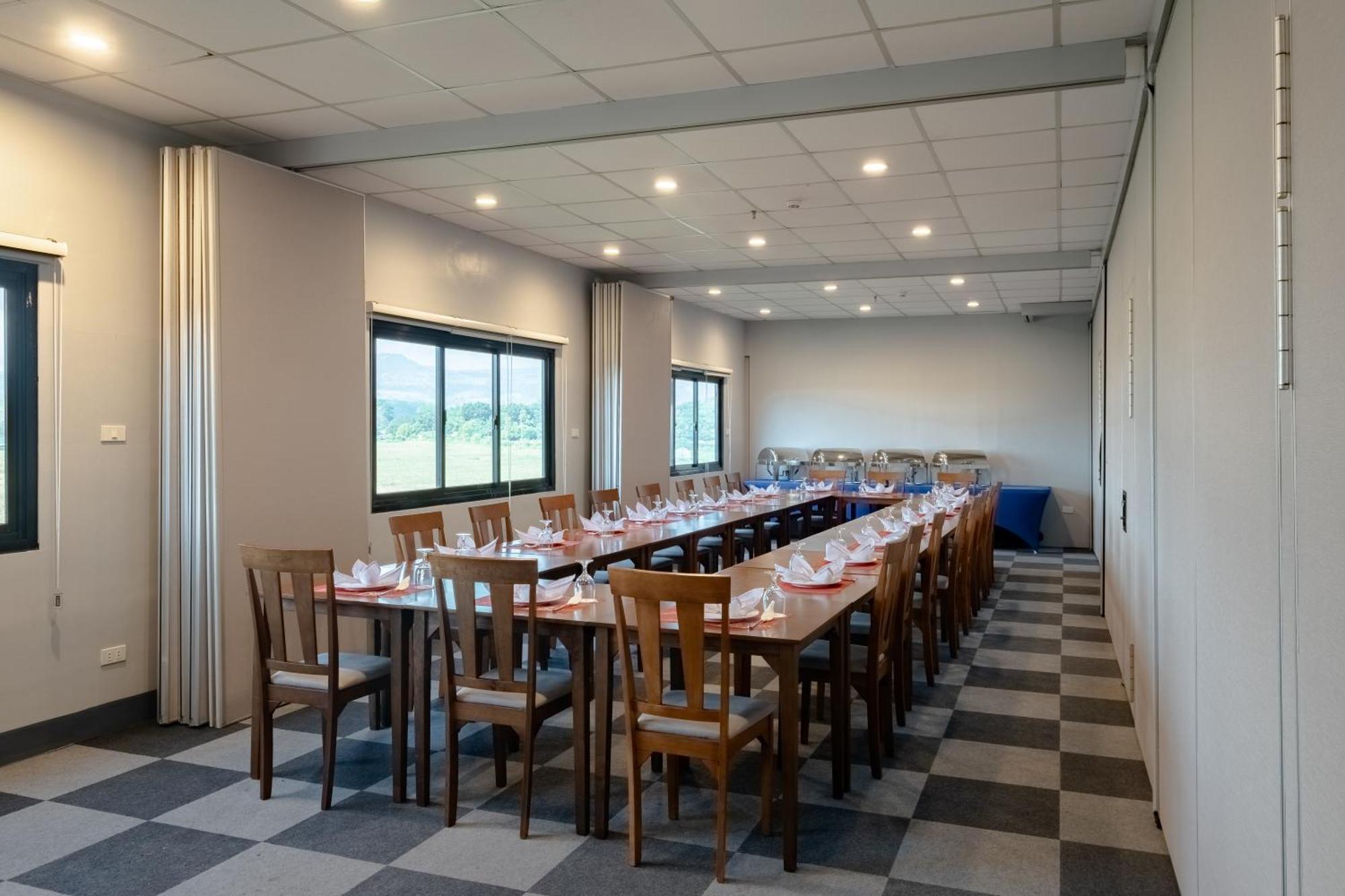 Kekehyu Business Hotel Valencia  Екстериор снимка