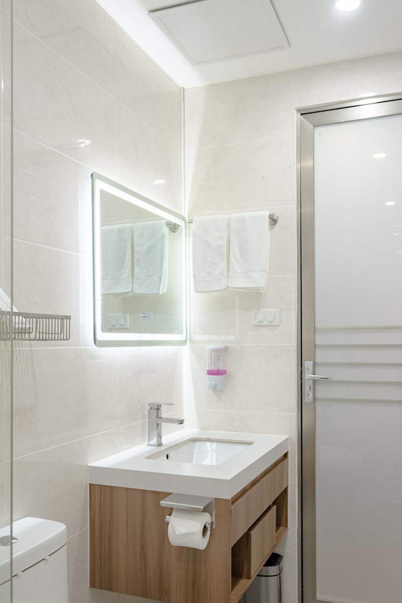 Kekehyu Business Hotel Valencia  Екстериор снимка
