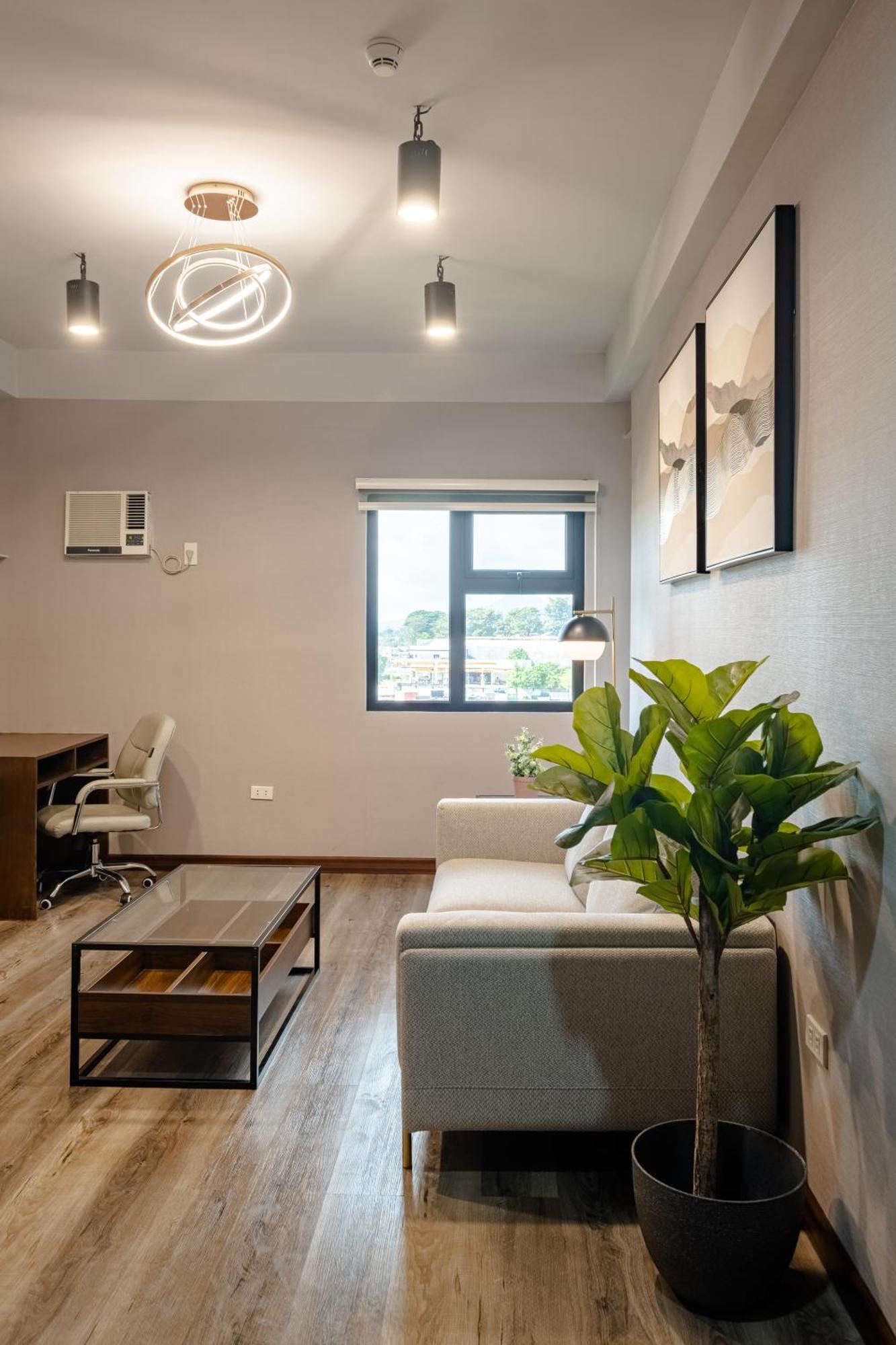 Kekehyu Business Hotel Valencia  Екстериор снимка